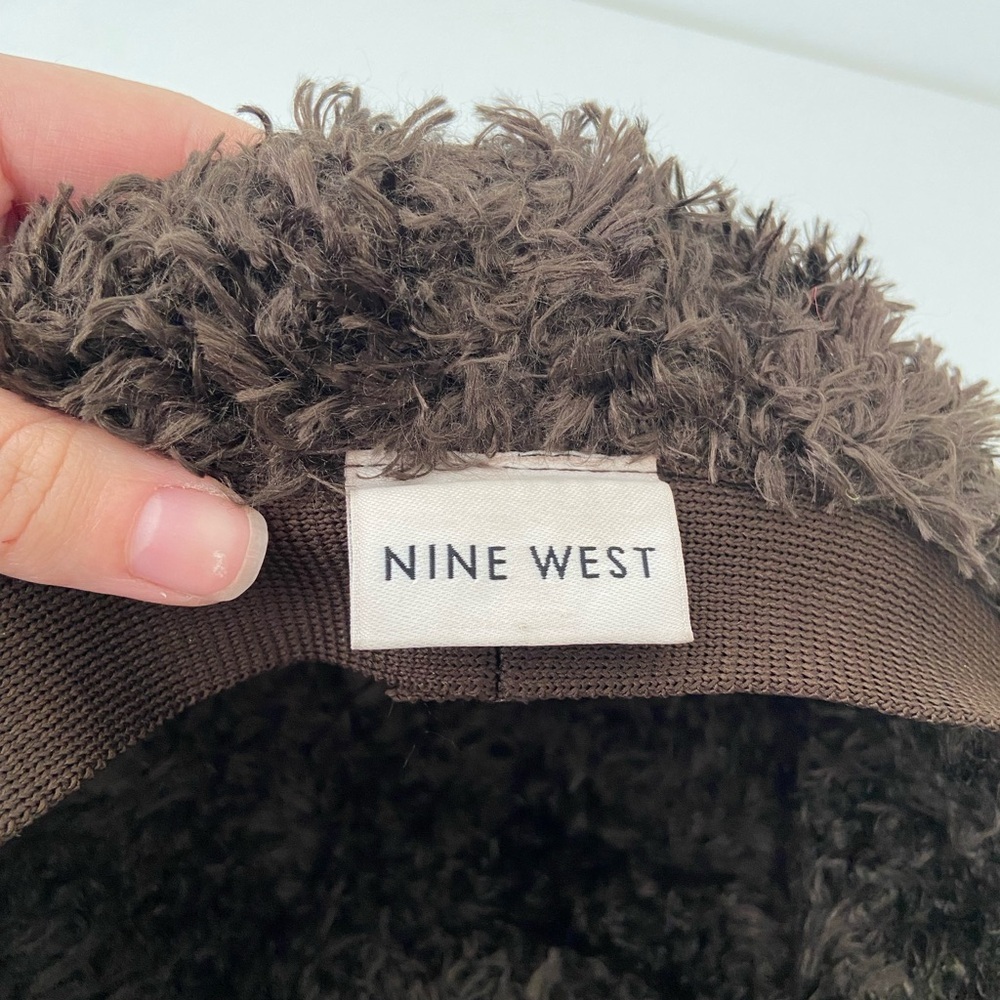 Vintage Nine West women’s furry fuzzy warm‎ fashion bucket hat — one size - Picture 3 of 4